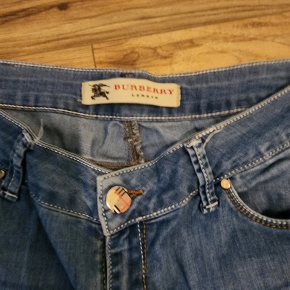 Burberry Low Rise Denim Jeans Size 10, Light/Medium Wash - Picture 3 of 6